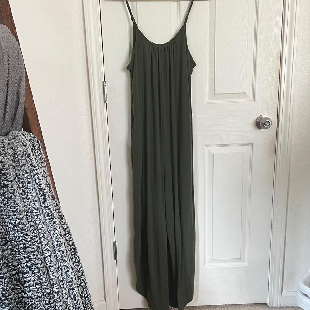 Elegant Olive Green jumper